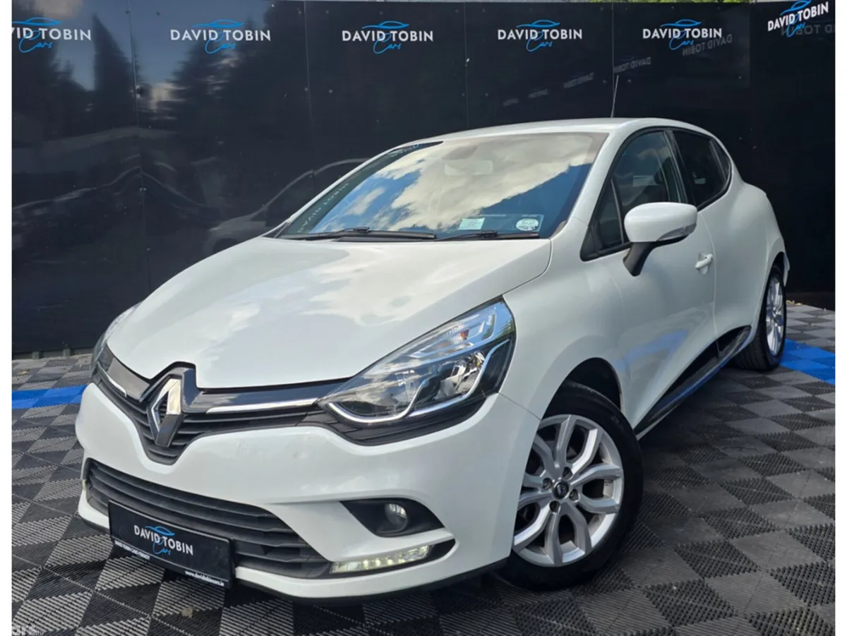 Renault Clio Hatchback, Petrol, 2019, White
