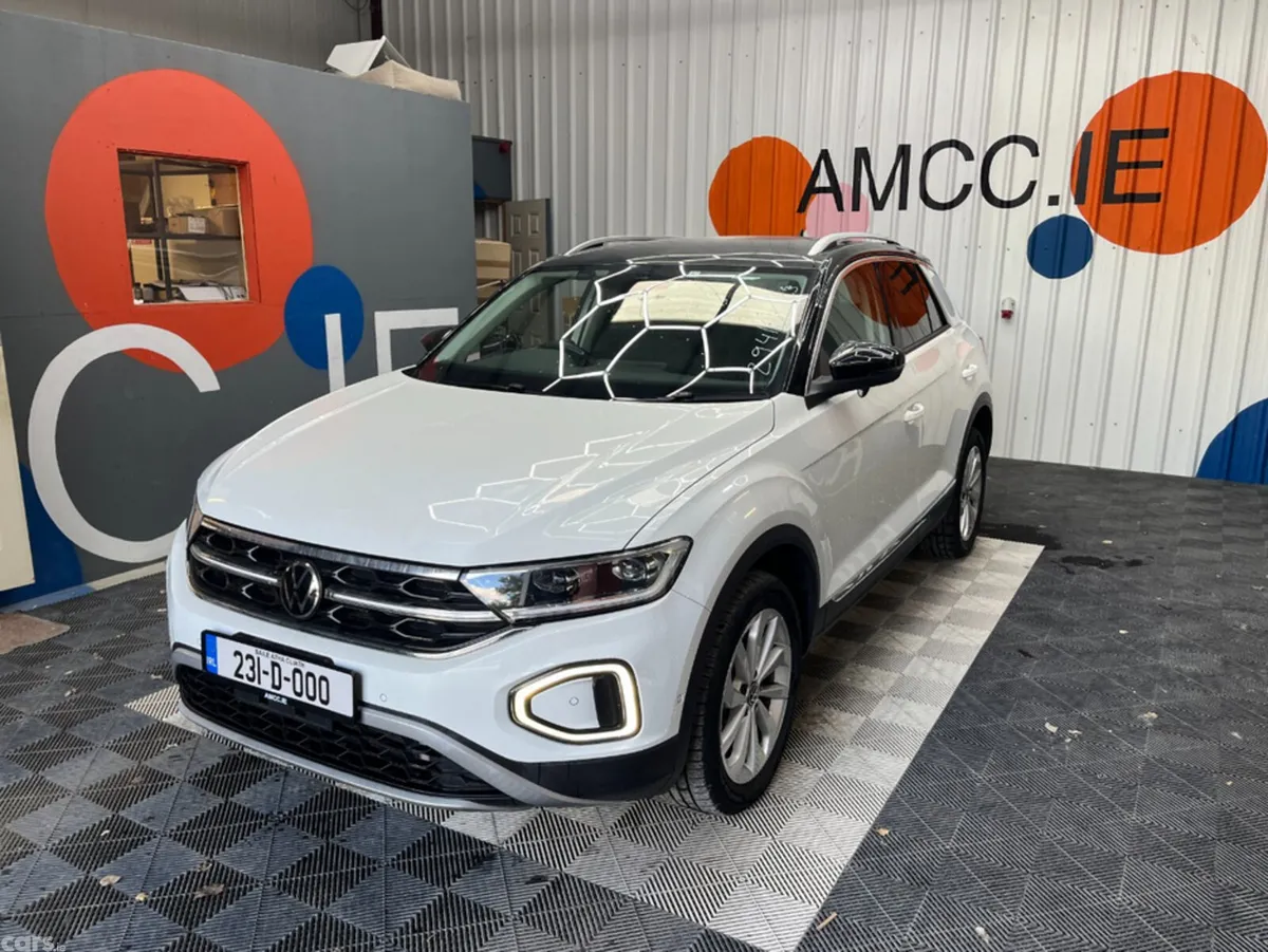 Volkswagen T-Roc SUV, Diesel, 2023, White