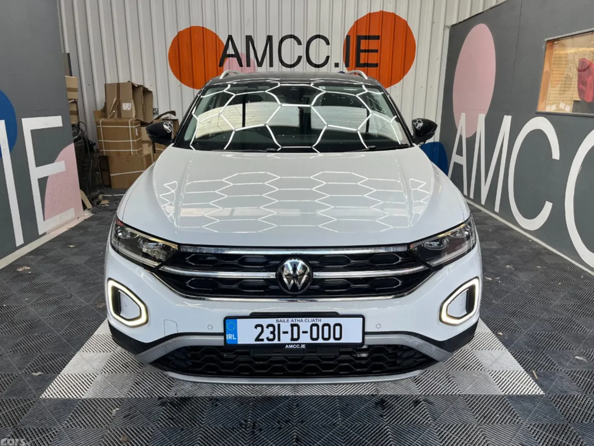 Volkswagen T-Roc SUV, Diesel, 2023, White