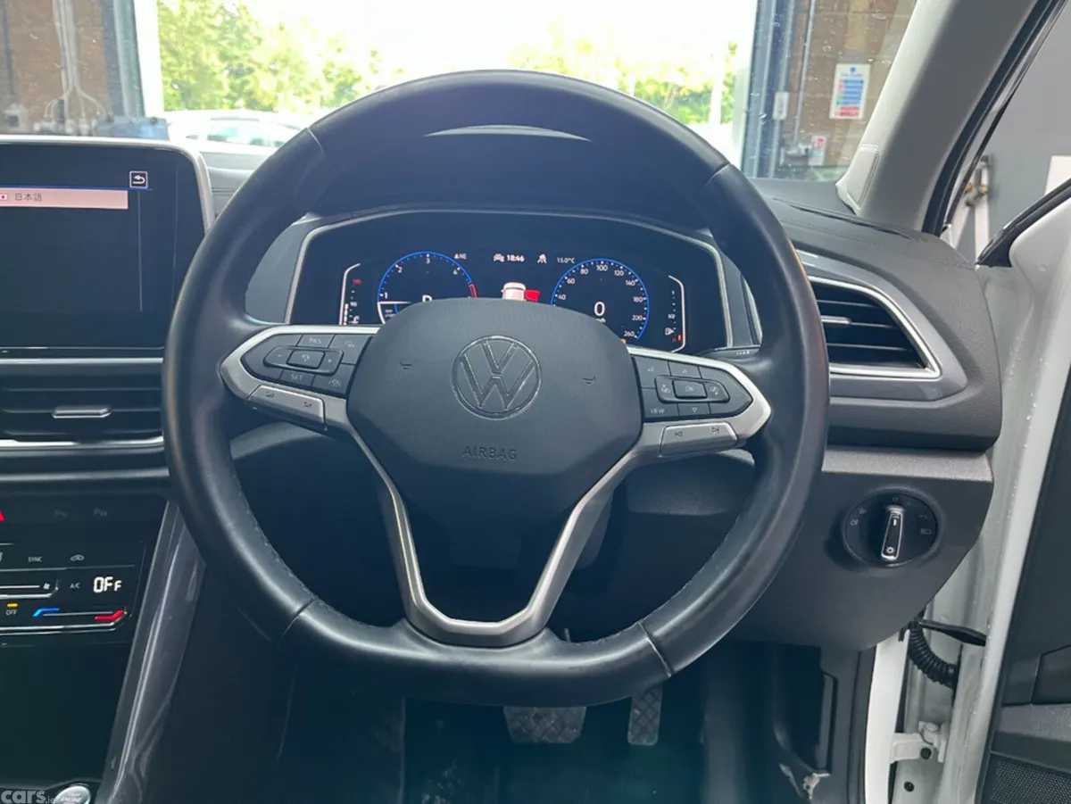 Volkswagen T-Roc SUV, Diesel, 2023, White