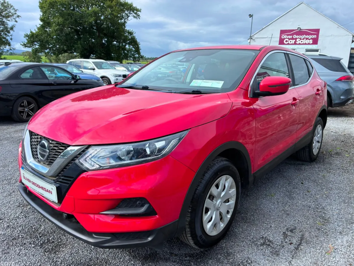 Nissan Qashqai SUV, Diesel, 2020, Red