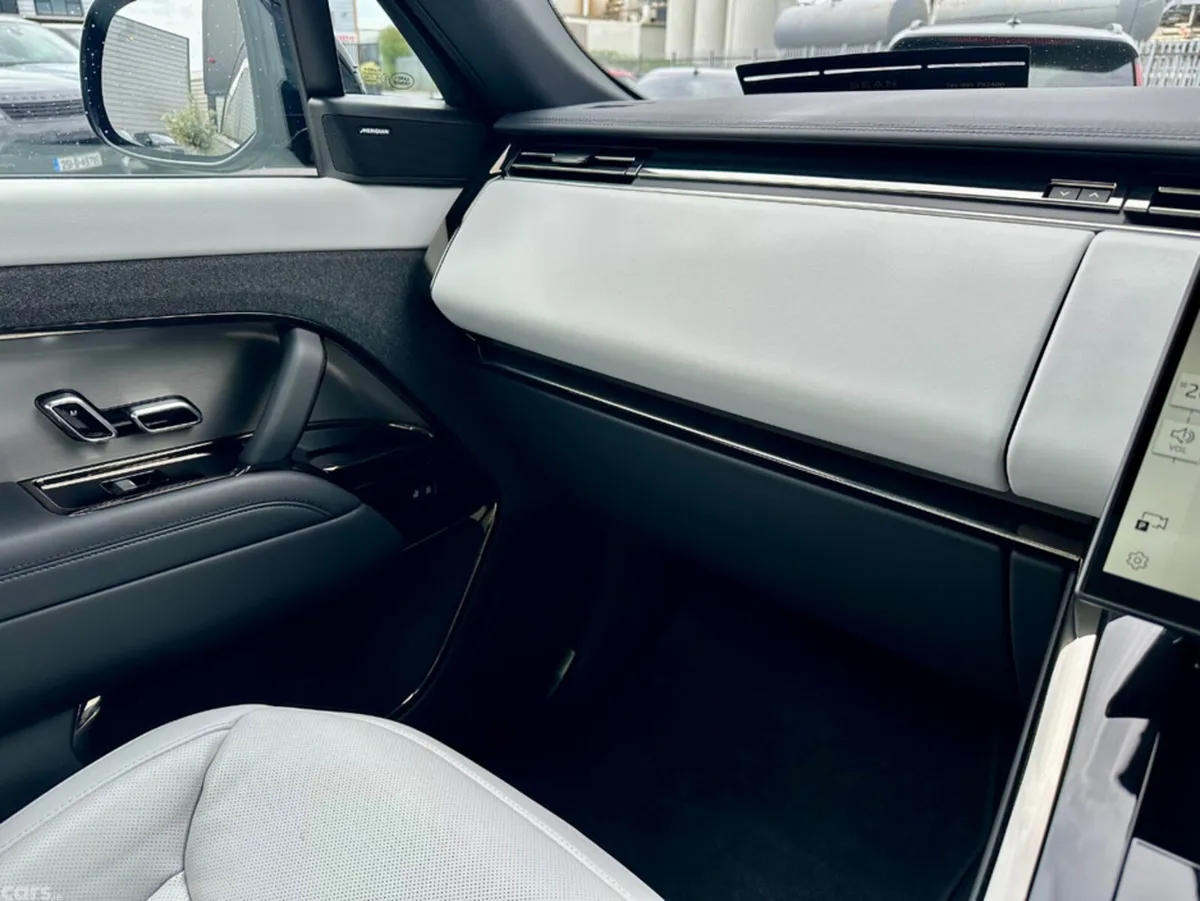 Land Rover Range Rover Sport SUV, Petrol Plug-in Hybrid, 2026, Black