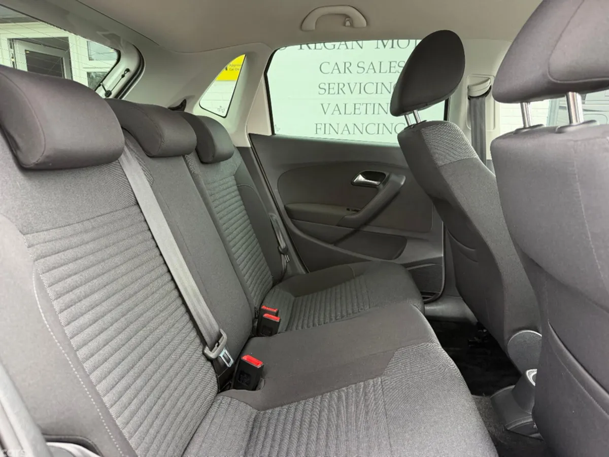 Volkswagen Polo Hatchback, Petrol, 2013, White