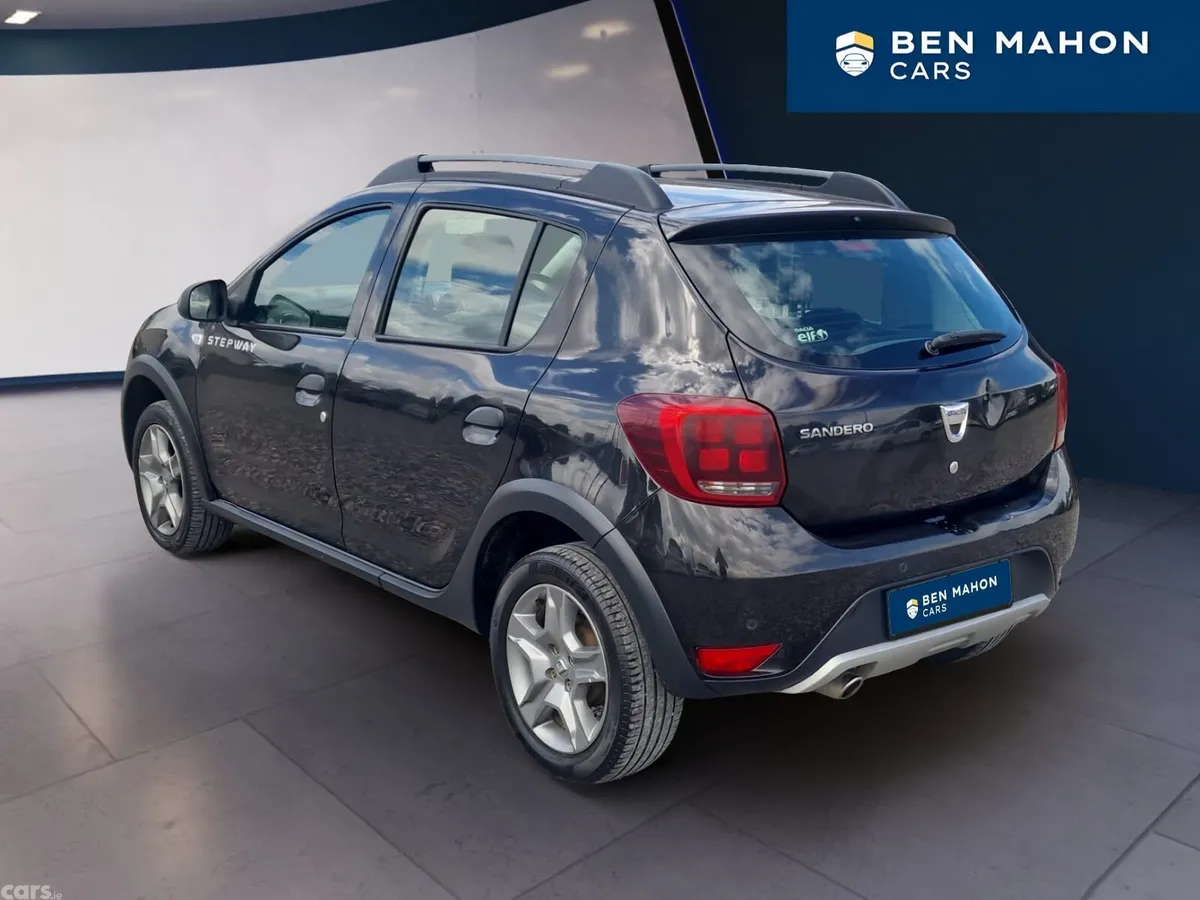 Dacia Sandero Stepway Hatchback, Diesel, 2020, Black