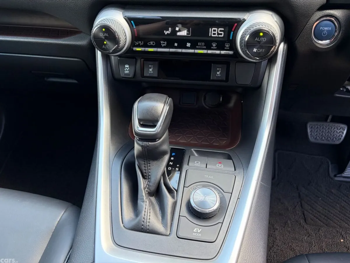 Toyota RAV4 SUV, Petrol Hybrid, 2019, Grey