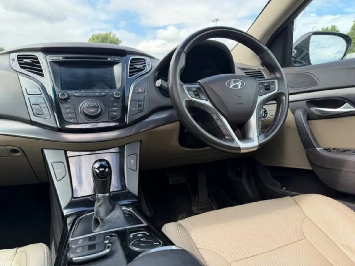 Hyundai i40 Saloon, Diesel, 2015, Black