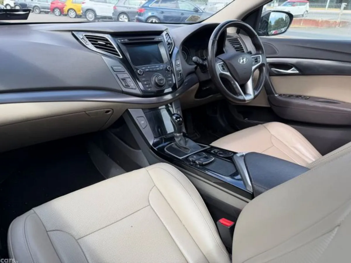 Hyundai i40 Saloon, Diesel, 2015, Black