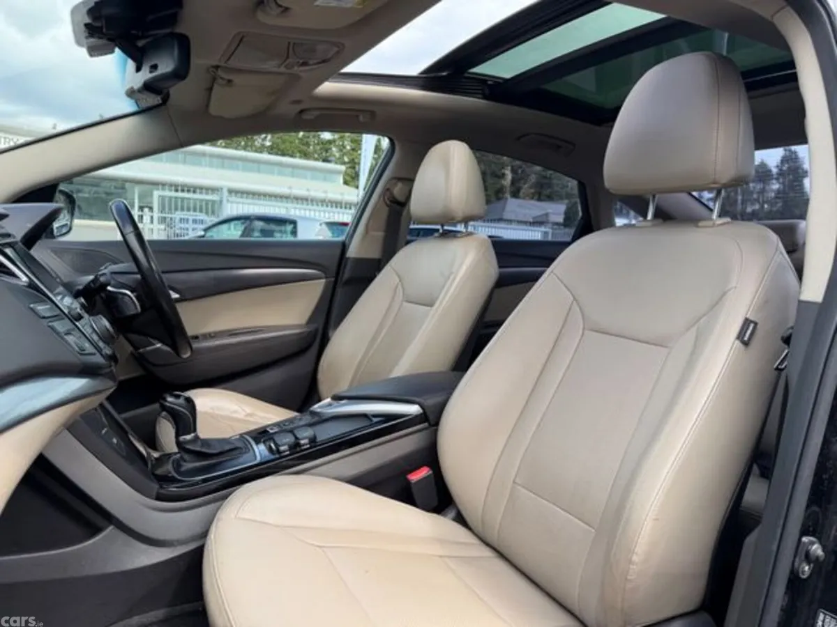 Hyundai i40 Saloon, Diesel, 2015, Black