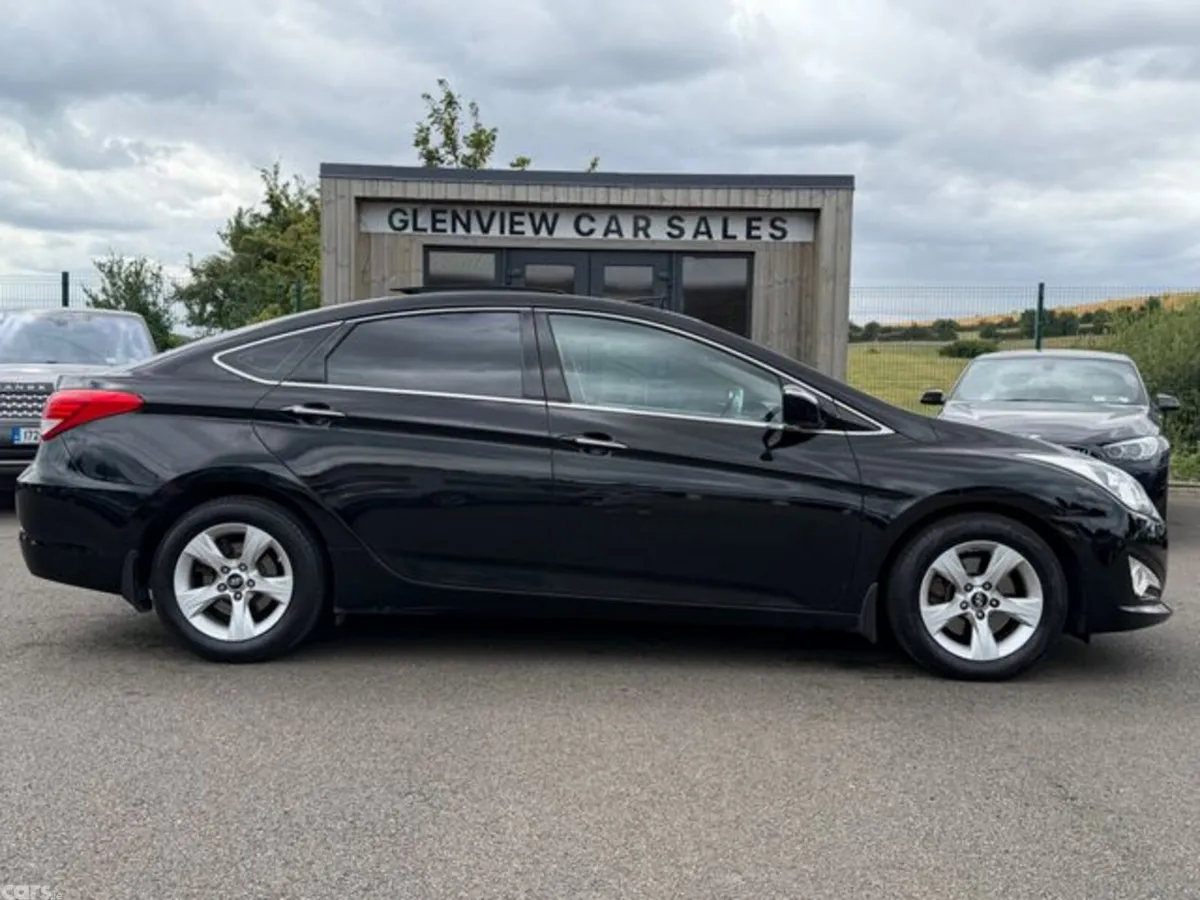 Hyundai i40 Saloon, Diesel, 2015, Black