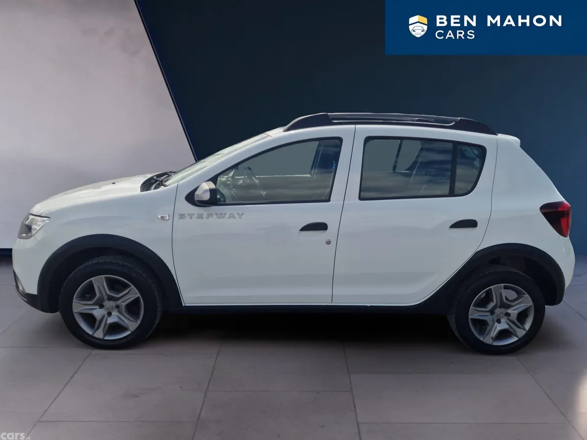 Dacia Sandero Stepway Hatchback, Diesel, 2020, White