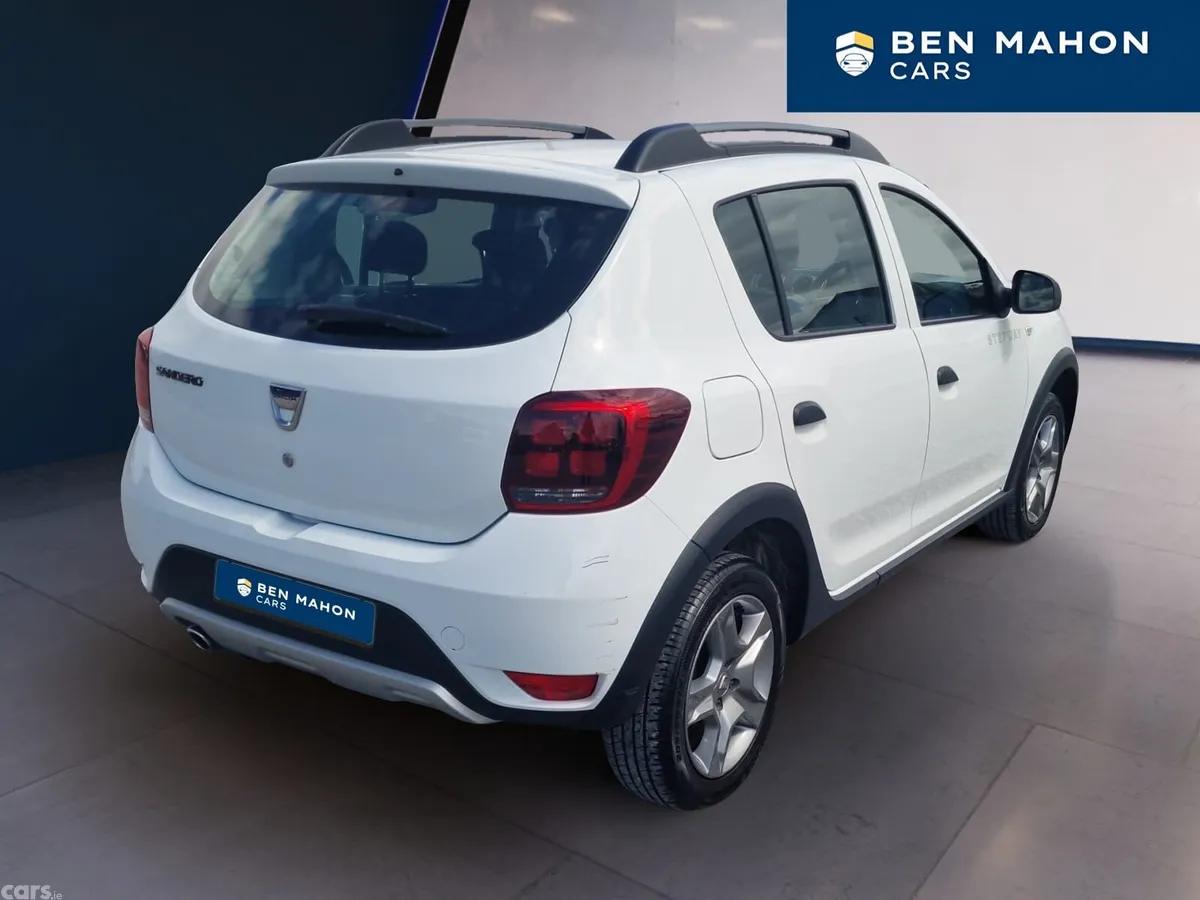 Dacia Sandero Stepway Hatchback, Diesel, 2020, White