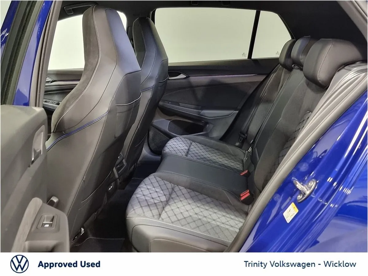 Volkswagen Golf Estate, Diesel, 2026, Blue