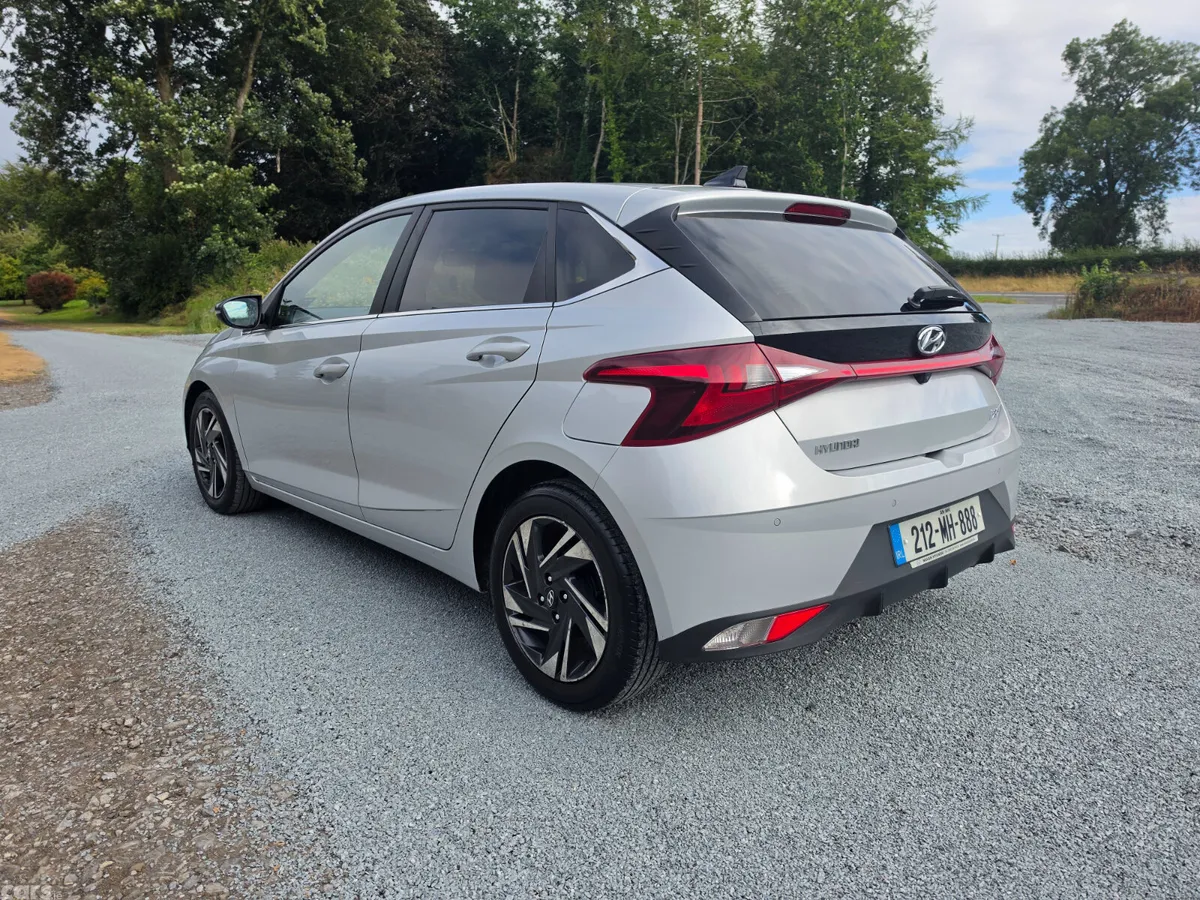 Hyundai i20 Hatchback, Petrol, 2021, Grey