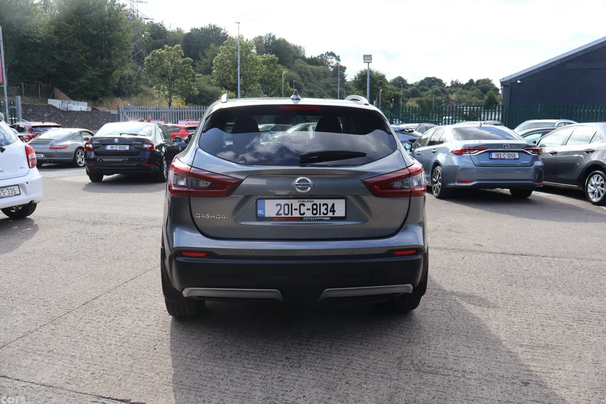 Nissan Qashqai MPV, Diesel, 2020, Grey