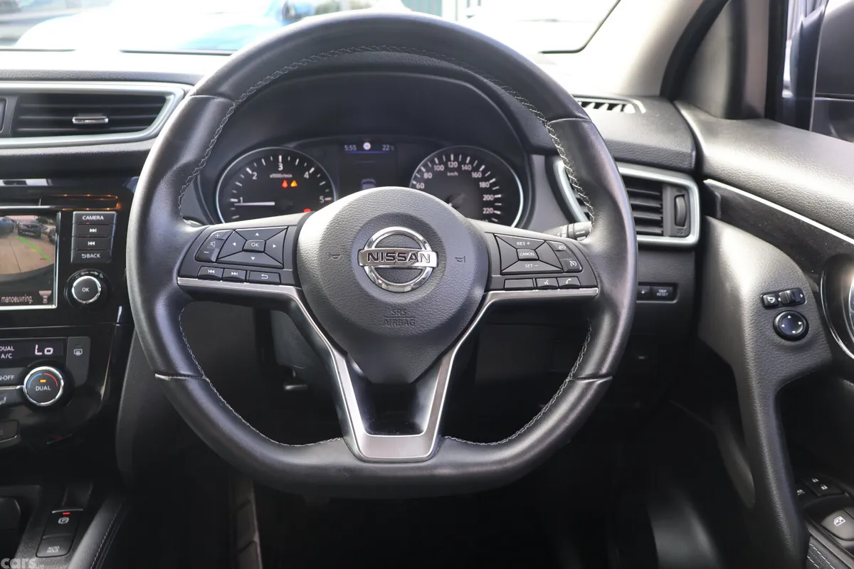 Nissan Qashqai MPV, Diesel, 2020, Grey