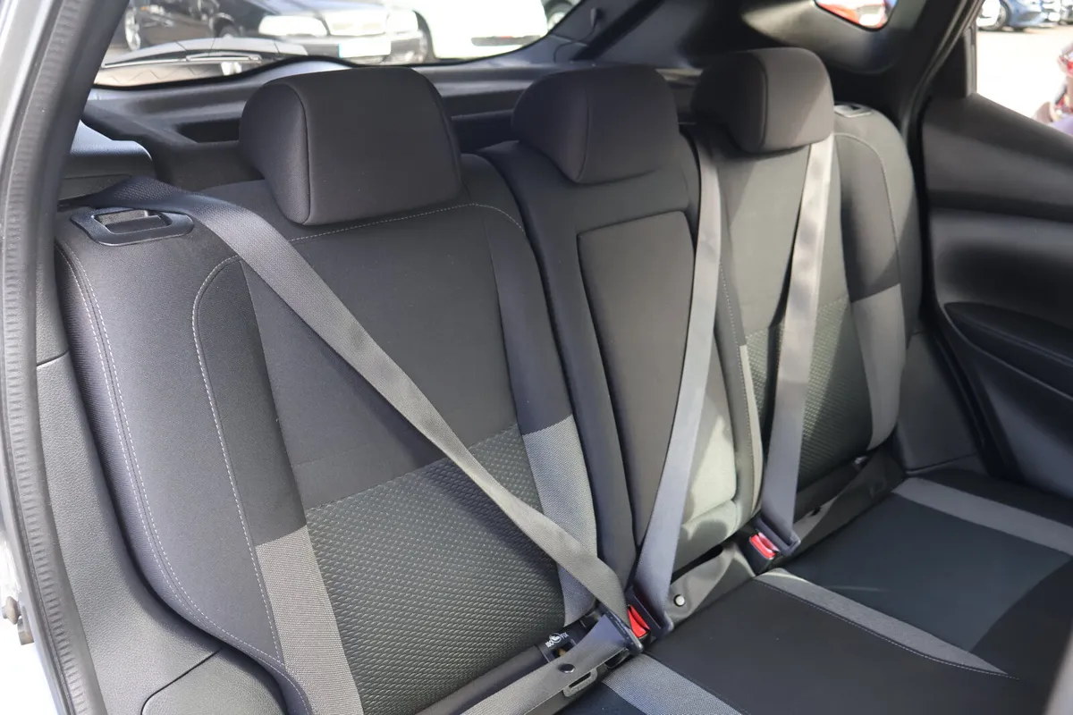 Nissan Qashqai MPV, Diesel, 2020, Grey