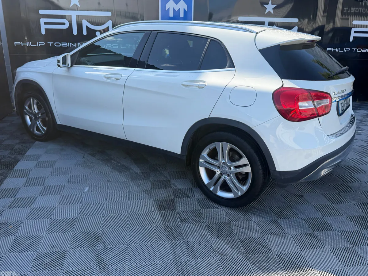 Mercedes-Benz GLA SUV, Diesel, 2015, White