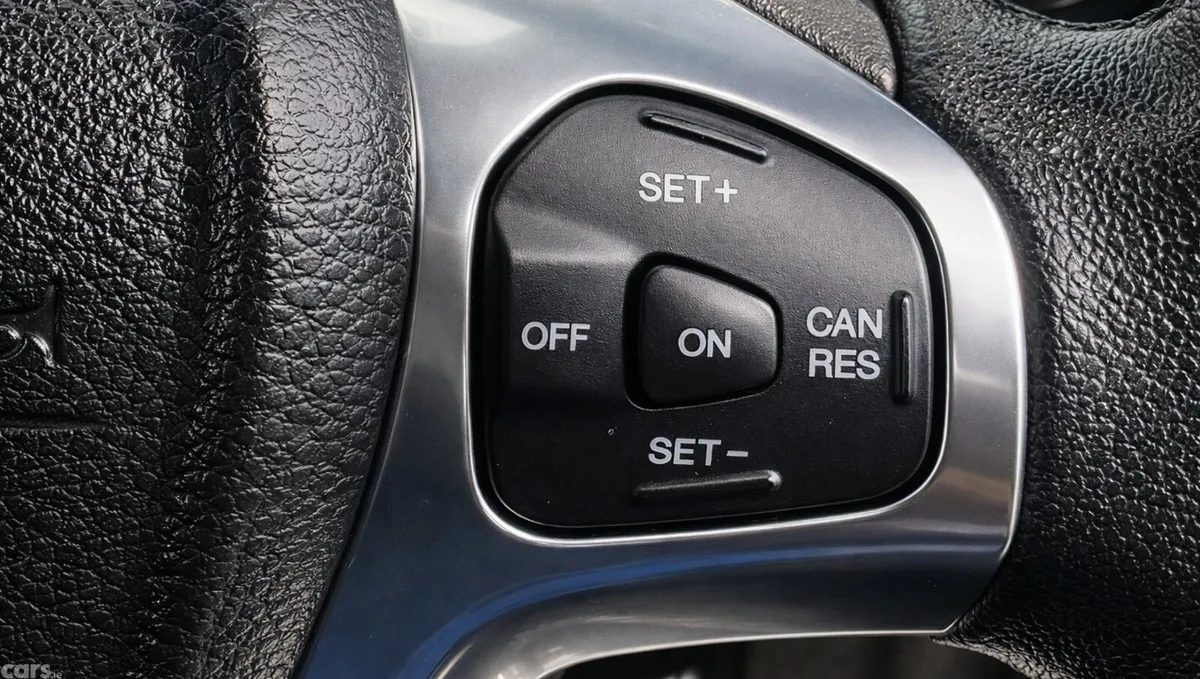 Ford Fiesta Hatchback, Petrol, 2016, Silver