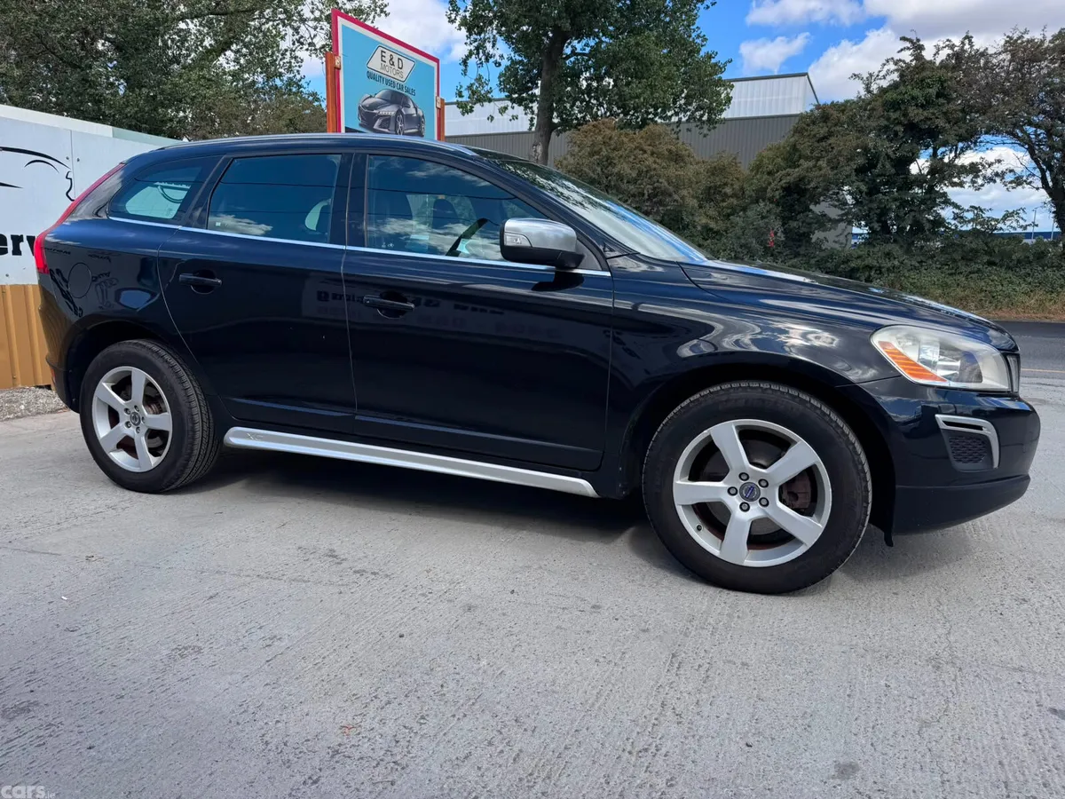 Volvo XC60 SUV, Diesel, 2013, Black
