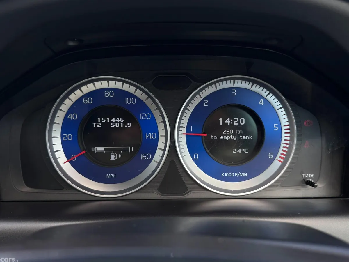 Volvo XC60 SUV, Diesel, 2013, Black