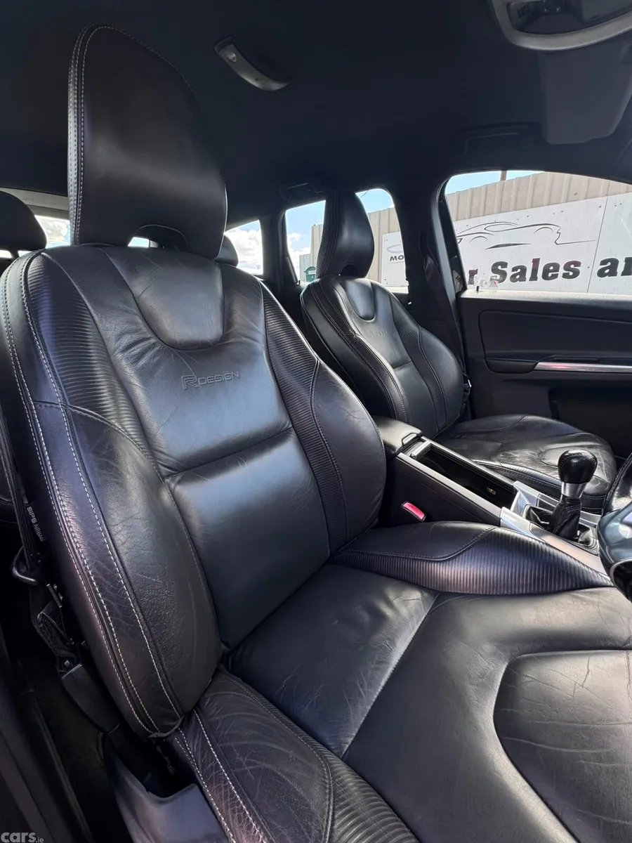 Volvo XC60 SUV, Diesel, 2013, Black