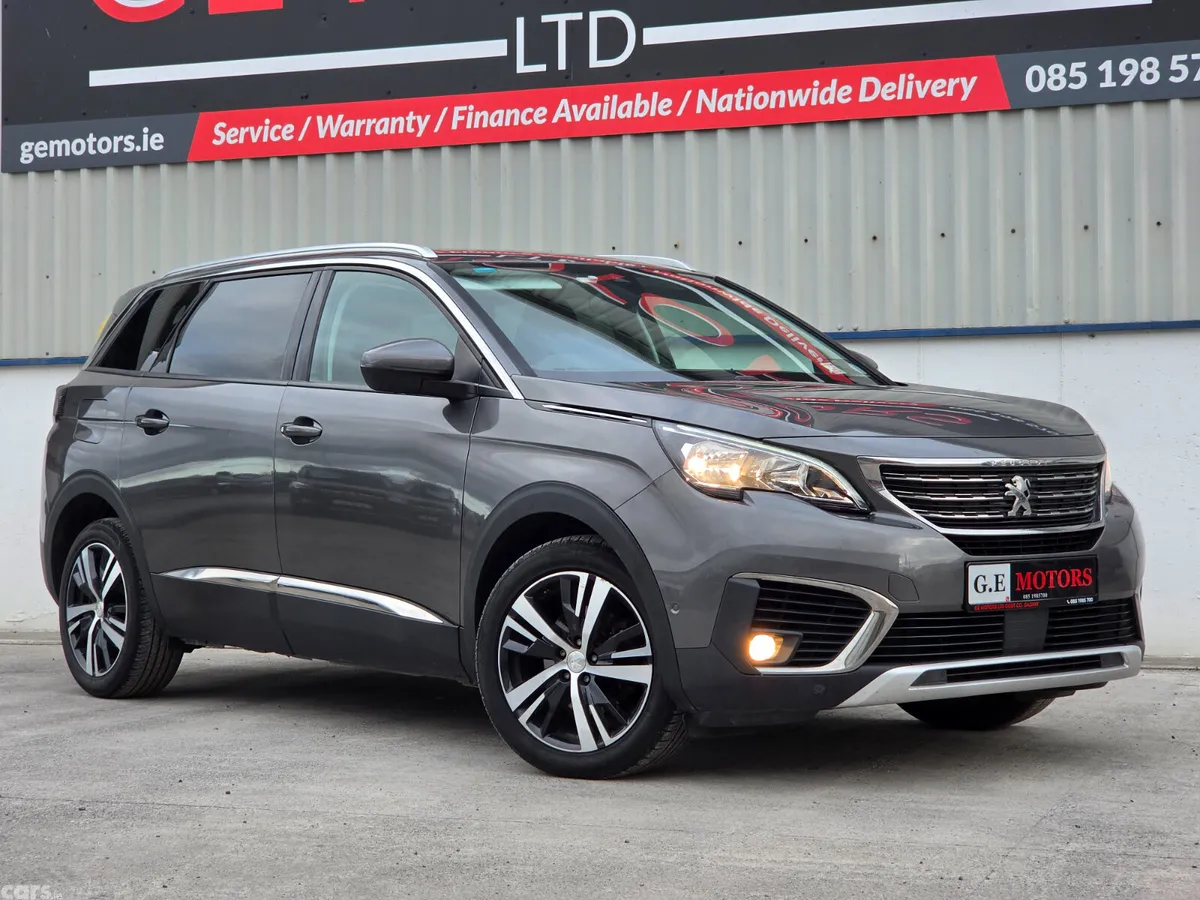 Peugeot 5008 MPV, Diesel, 2018, Grey