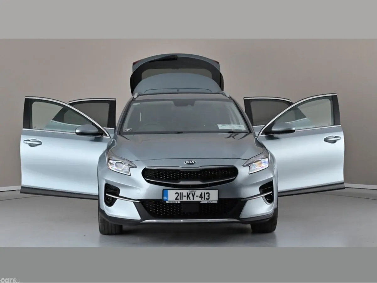 Kia XCeed Hatchback, Diesel, 2021, Grey