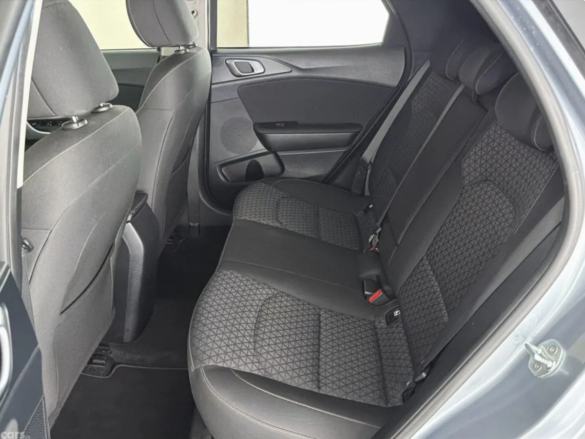 Kia XCeed Hatchback, Diesel, 2021, Grey