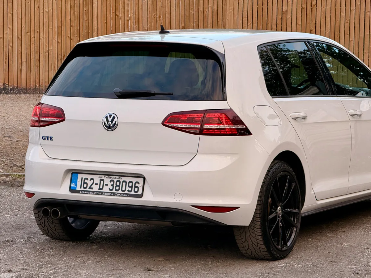 Volkswagen Golf Hatchback, Petrol Plug-in Hybrid, 2016, White