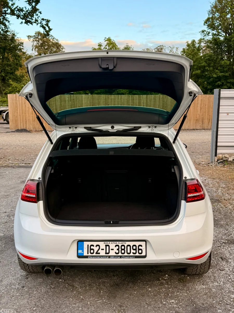 Volkswagen Golf Hatchback, Petrol Plug-in Hybrid, 2016, White
