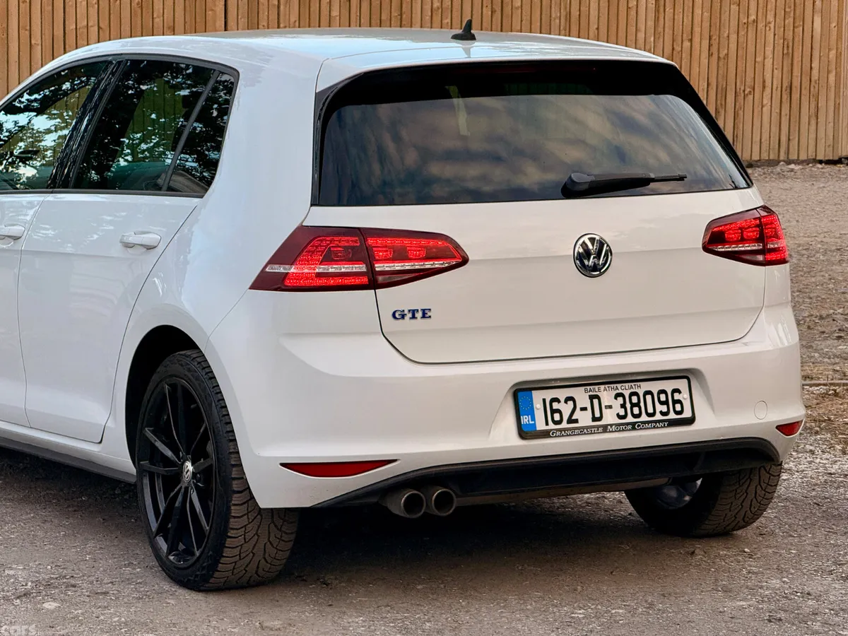 Volkswagen Golf Hatchback, Petrol Plug-in Hybrid, 2016, White