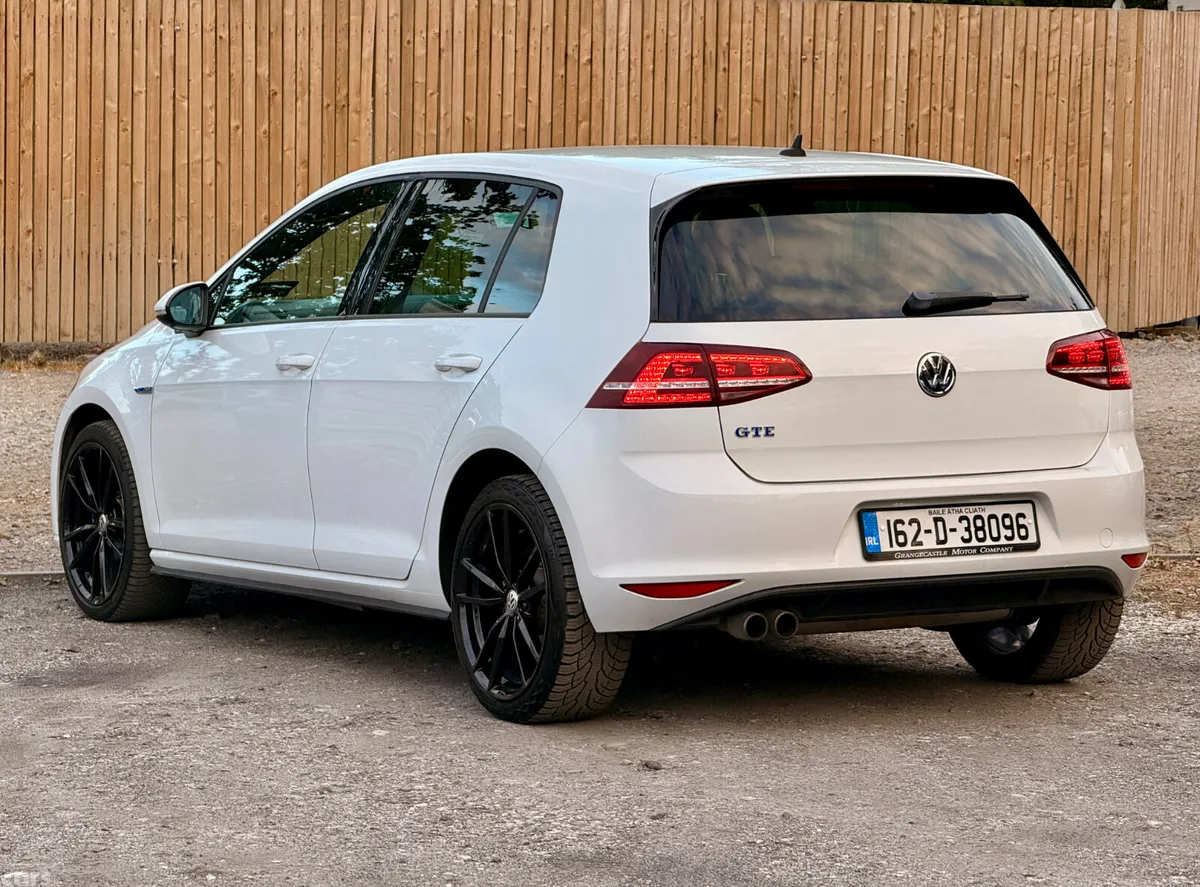 Volkswagen Golf Hatchback, Petrol Plug-in Hybrid, 2016, White