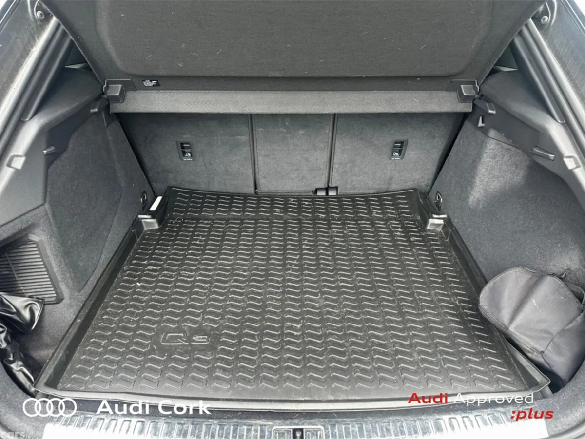 Audi Q3 SUV, Petrol Plug-in Hybrid, 2024, Grey