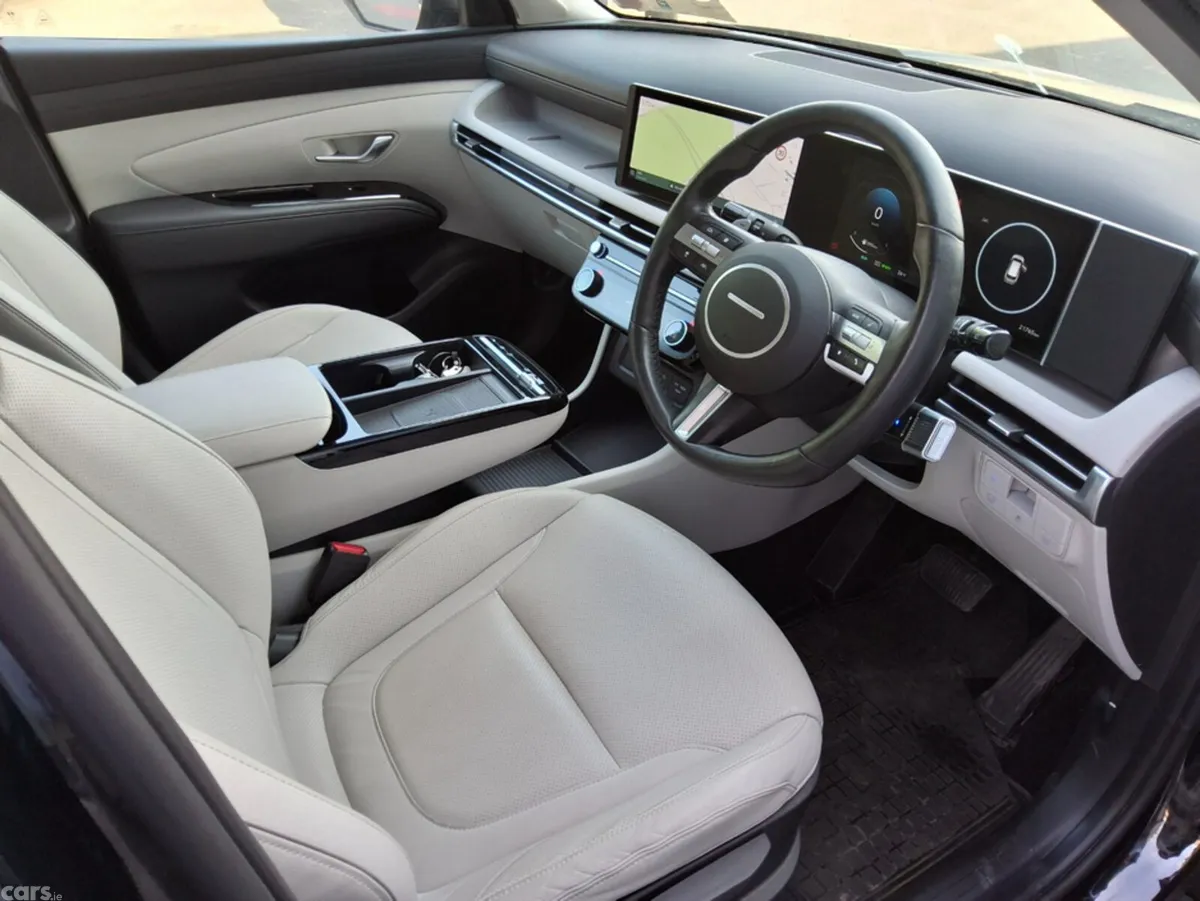 Hyundai Tucson MPV, Petrol Hybrid, 2024, Black