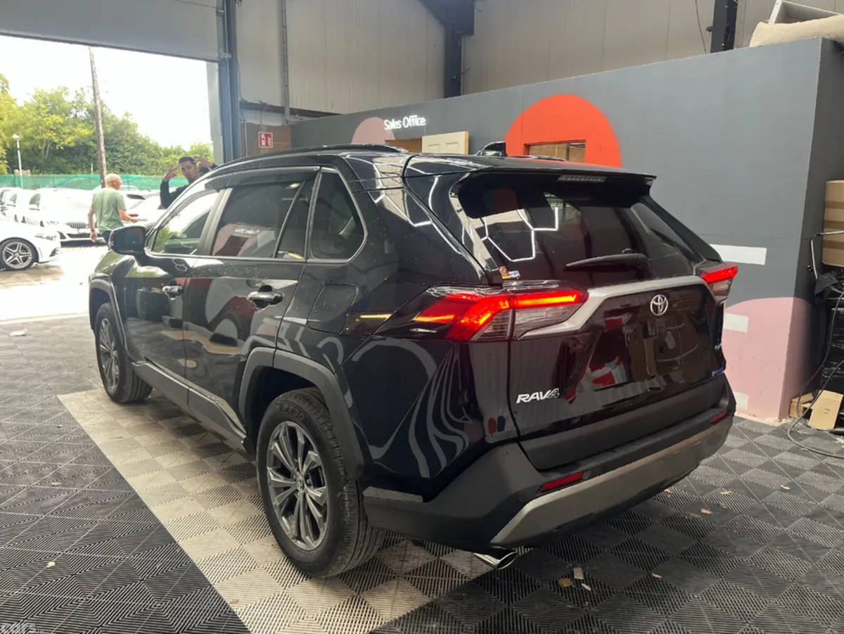 Toyota RAV4 SUV, Petrol Hybrid, 2025, Blue