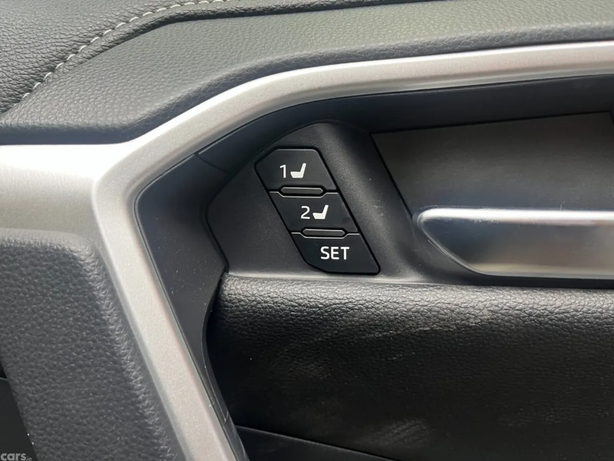 Toyota RAV4 SUV, Petrol Hybrid, 2025, Blue