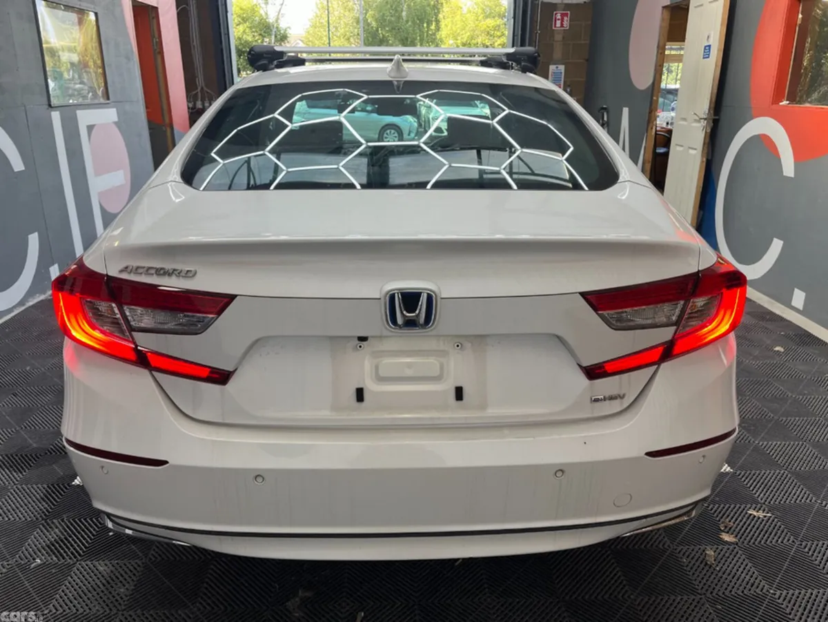 Honda Accord Saloon, Petrol Hybrid, 2022, White