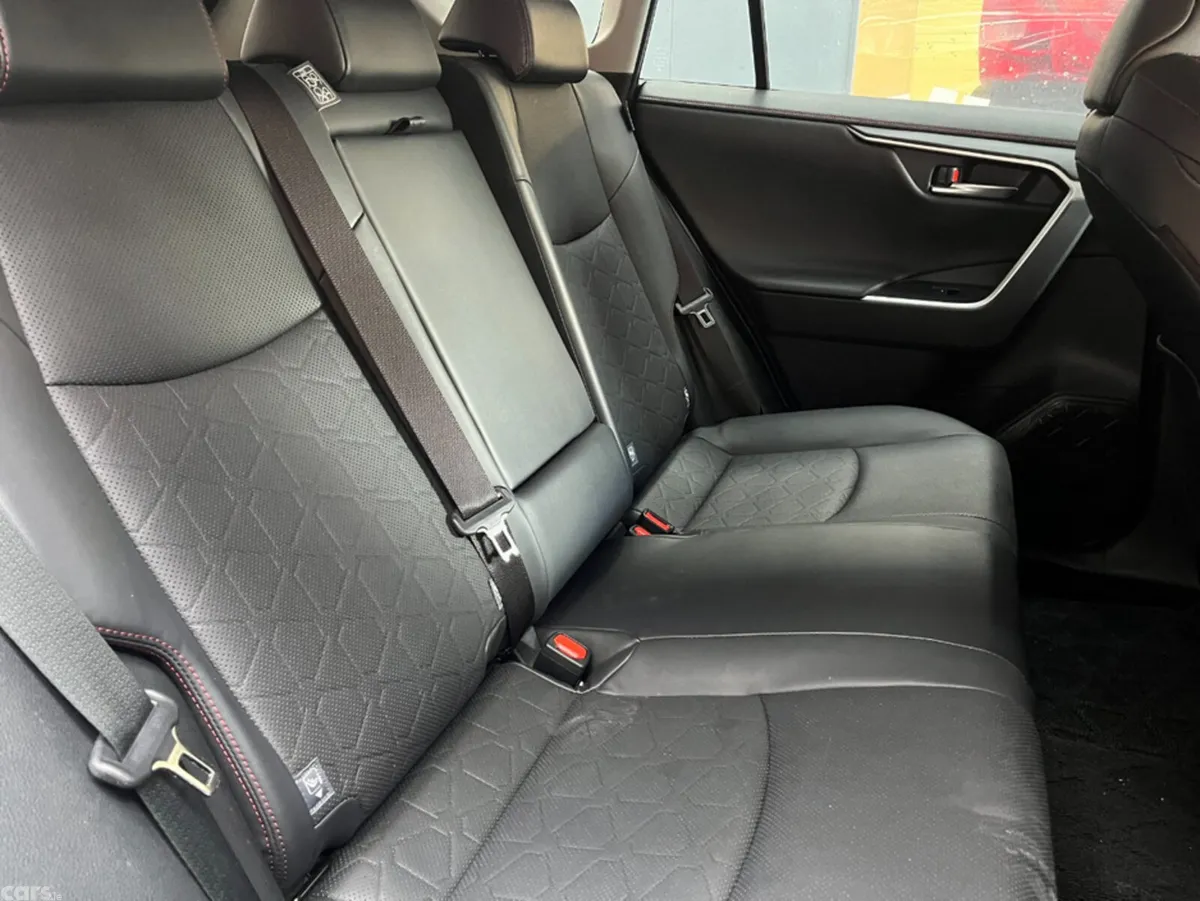 Toyota RAV4 SUV, Petrol Hybrid, 2024, Black
