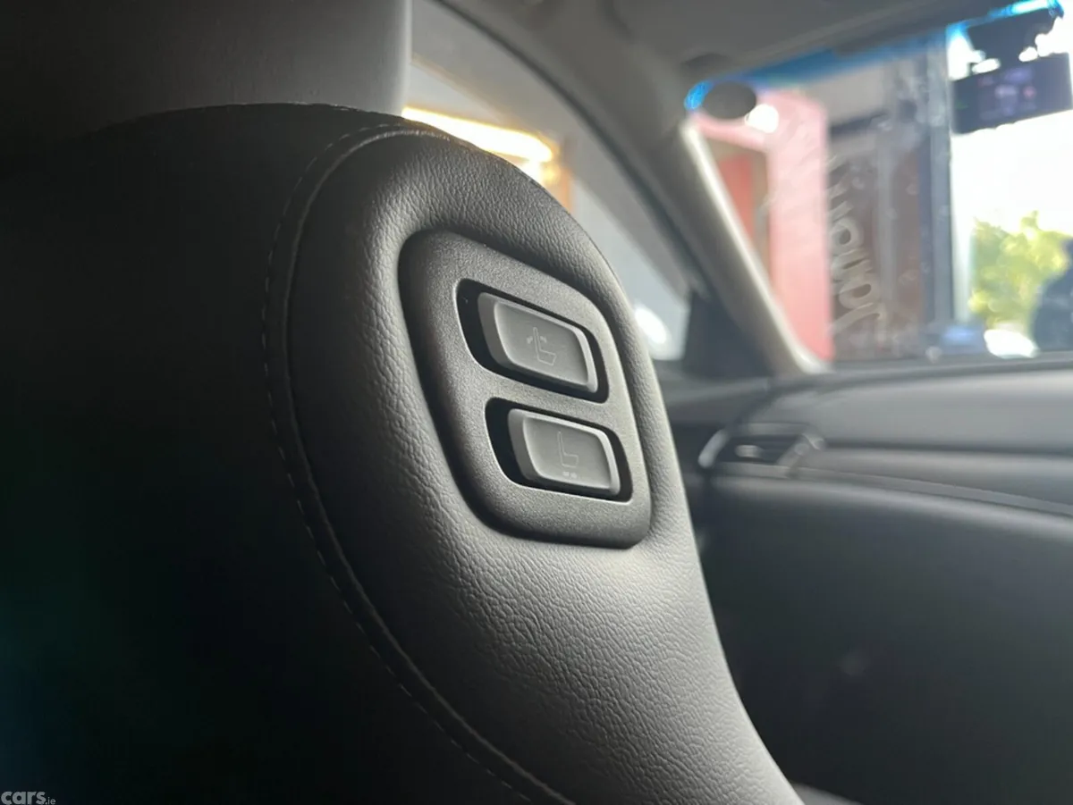 Honda Accord Saloon, Petrol Hybrid, 2022, White