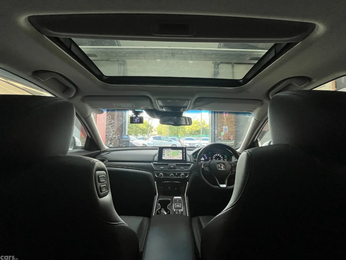Honda Accord Saloon, Petrol Hybrid, 2022, White