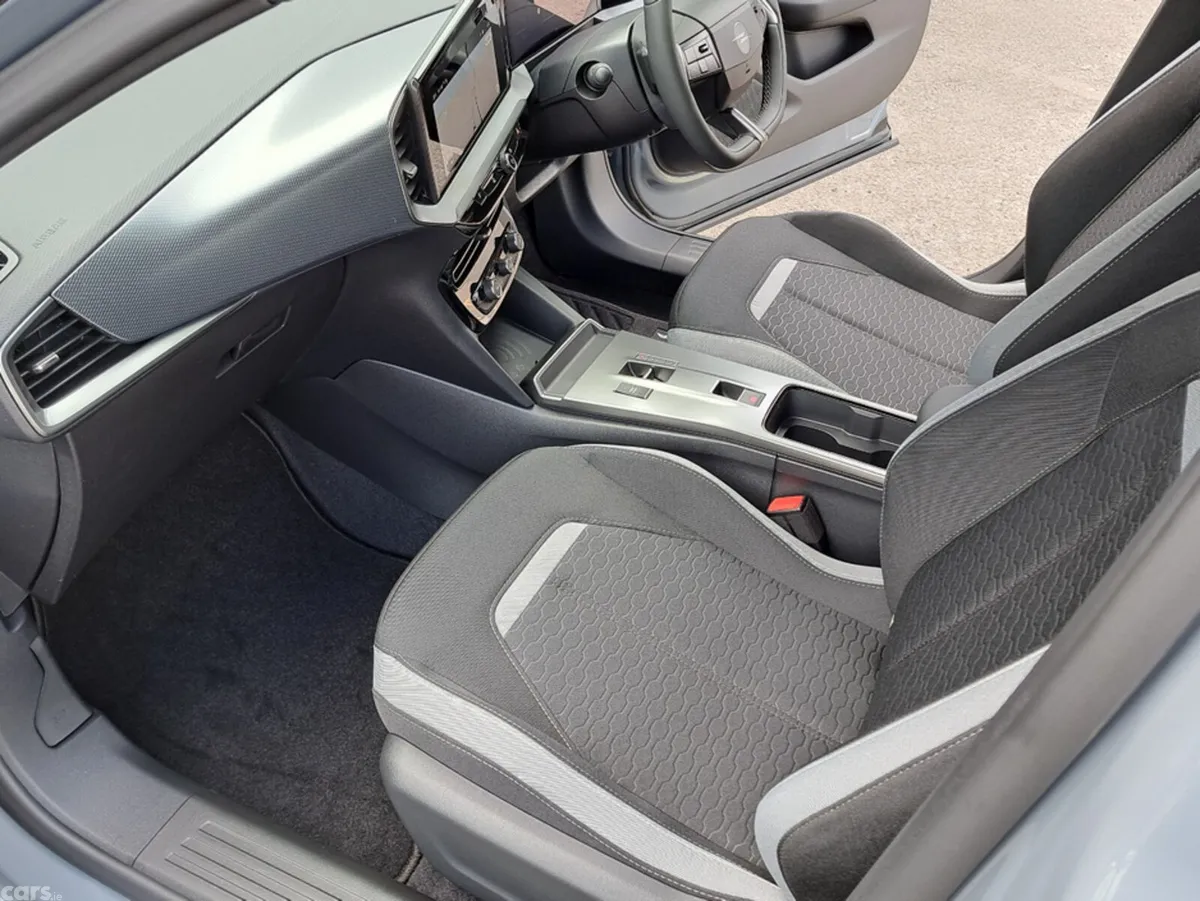 Opel Mokka SUV, Petrol Hybrid, 2027, Grey