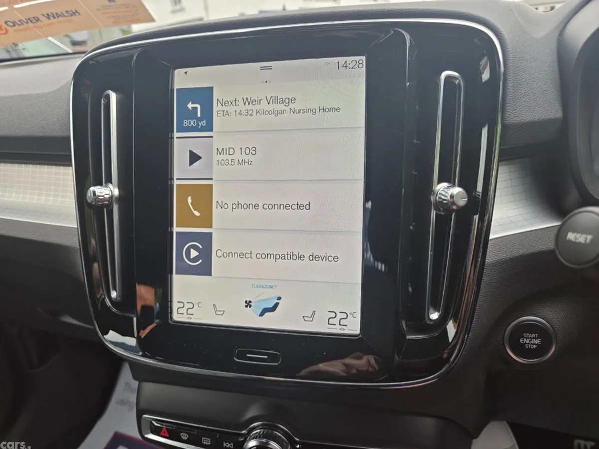 Volvo XC40 Estate, Petrol Hybrid, 2023, Black