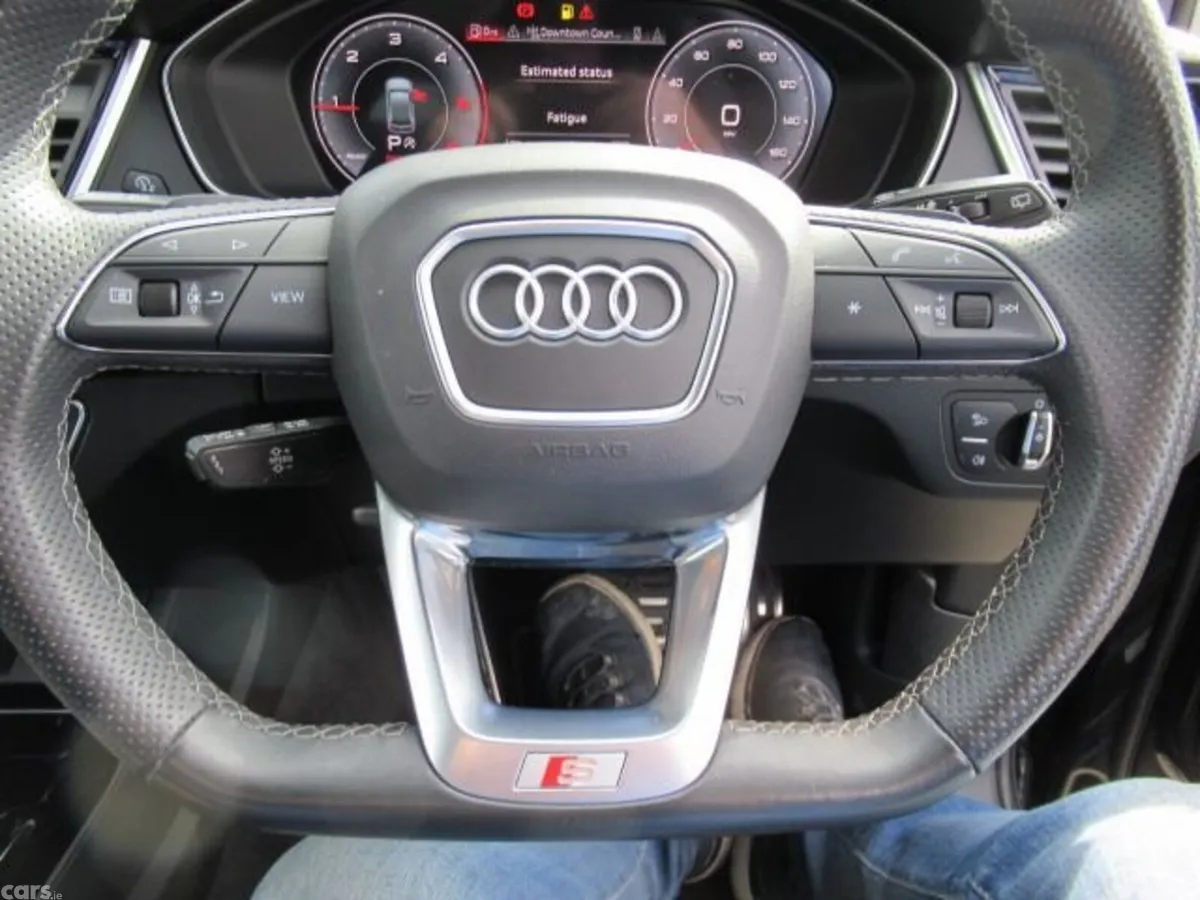 Audi Q5 SUV, Diesel Hybrid, 2023, Black