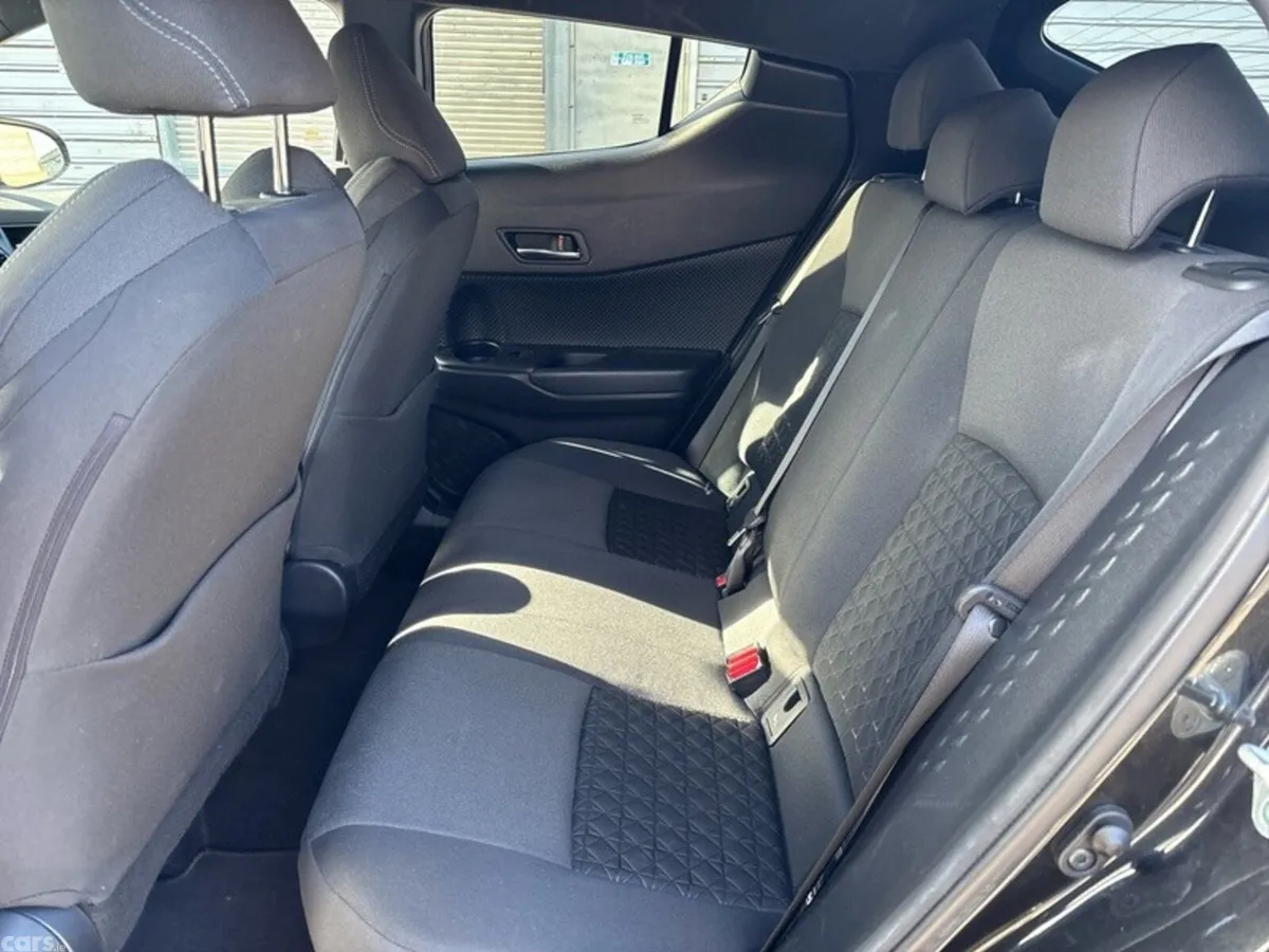 Toyota C-HR SUV, Petrol Hybrid, 2022, Black