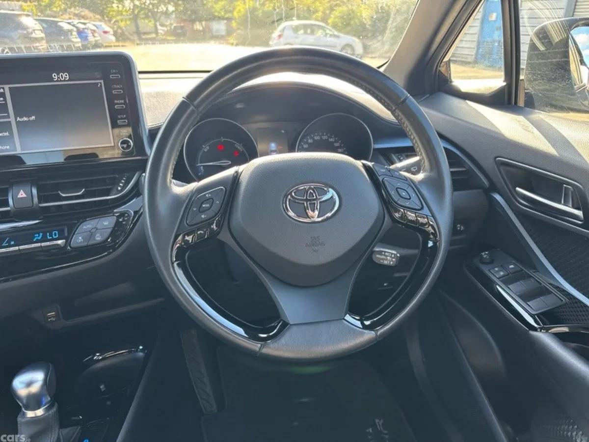 Toyota C-HR SUV, Petrol Hybrid, 2022, Black