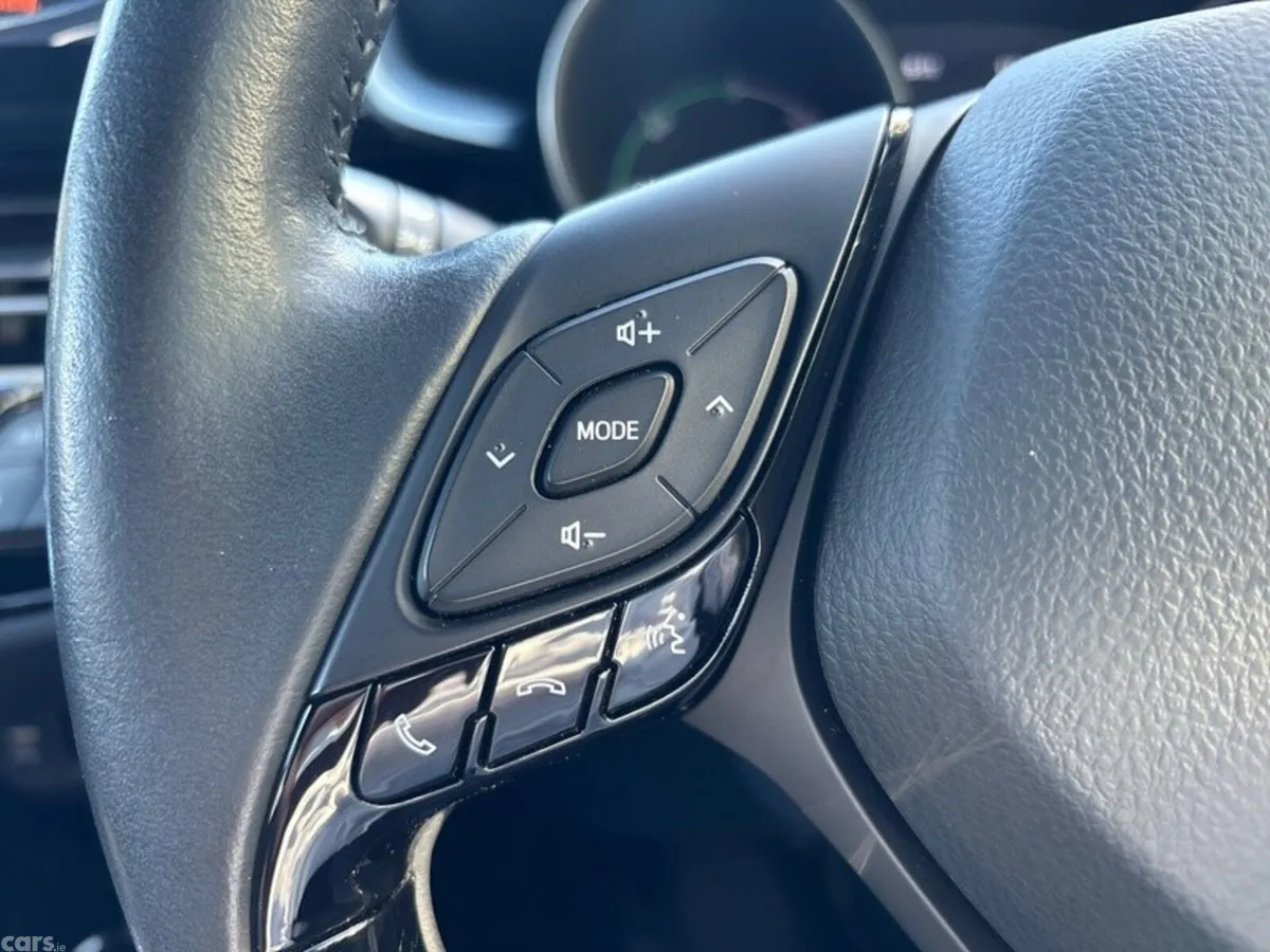 Toyota C-HR SUV, Petrol Hybrid, 2022, Black