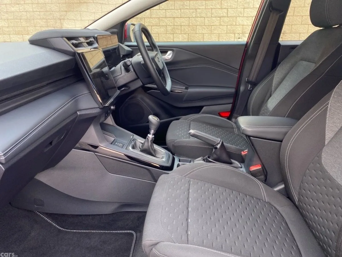 Ford Puma MPV, Petrol Hybrid, 2025, Red