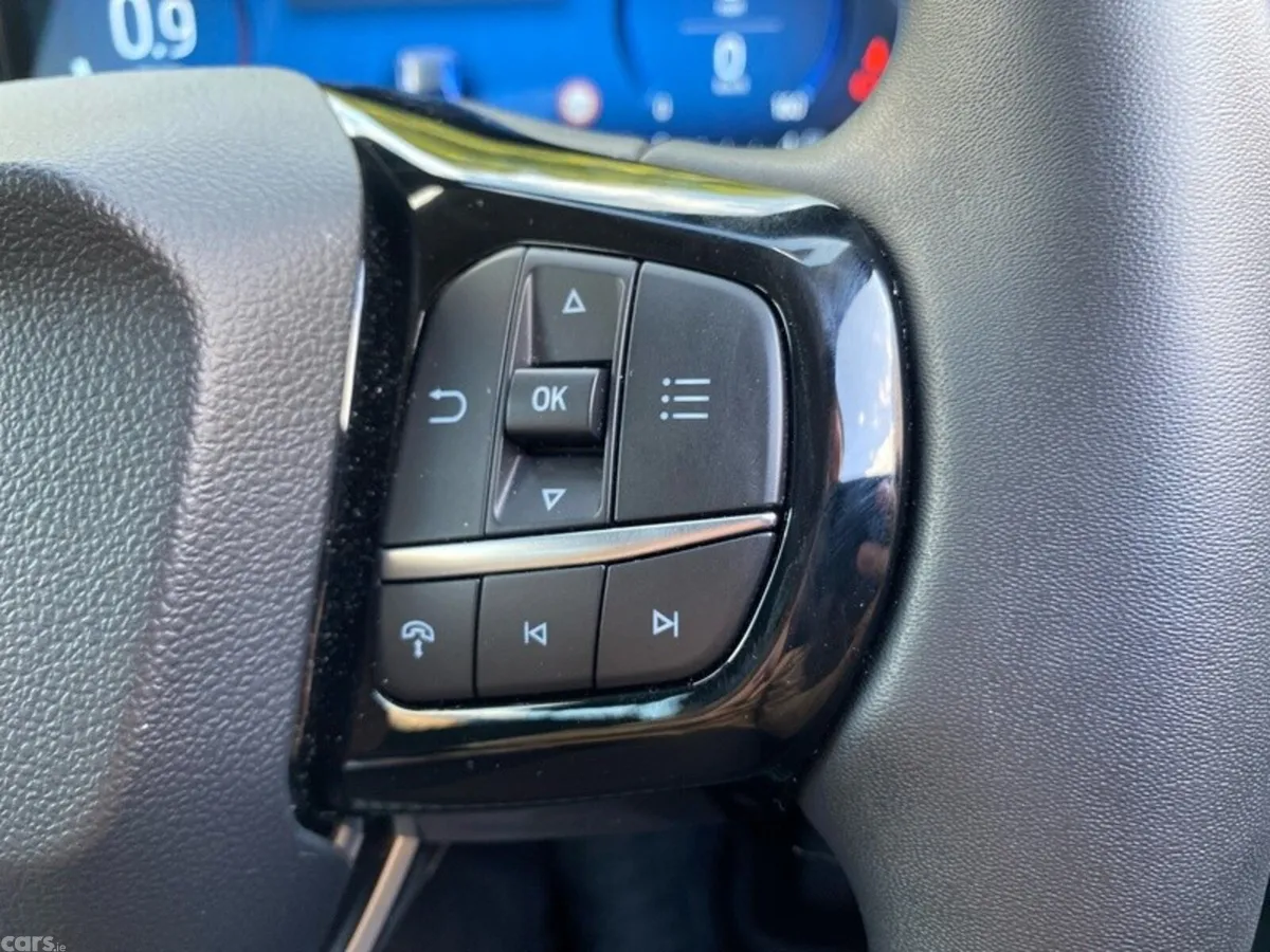 Ford Puma MPV, Petrol Hybrid, 2025, Red