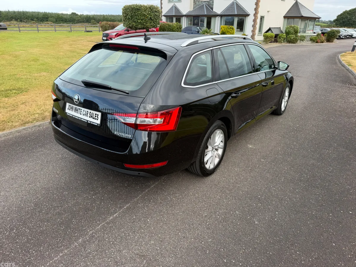 Skoda Superb Estate, Diesel, 2018, Black