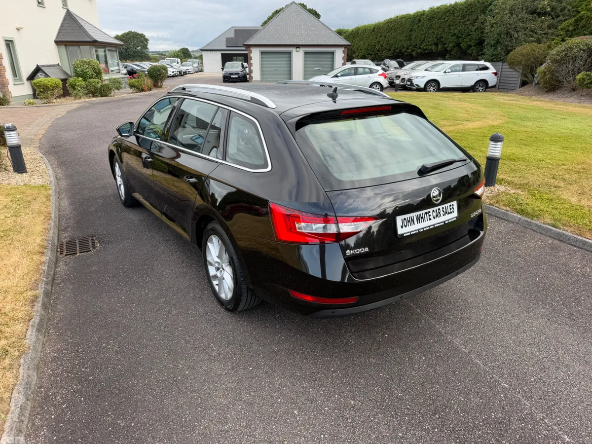Skoda Superb Estate, Diesel, 2018, Black